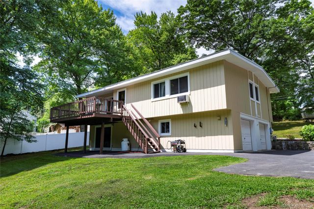 326 Lovell Street, Mahopac, NY 10541