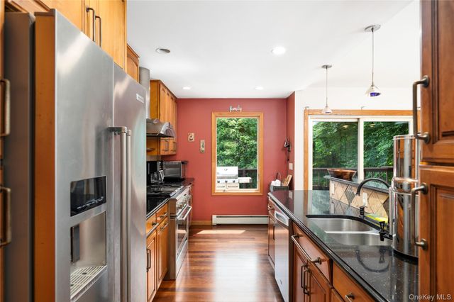 326 Lovell Street, Mahopac, NY 10541