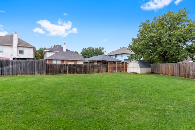 1704 Sandera Court, Flower Mound, TX 75028