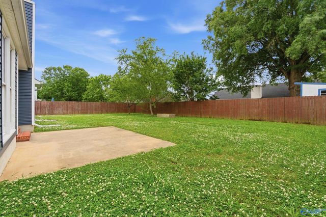2305 Winthrop Drive SW, Decatur, AL 35603