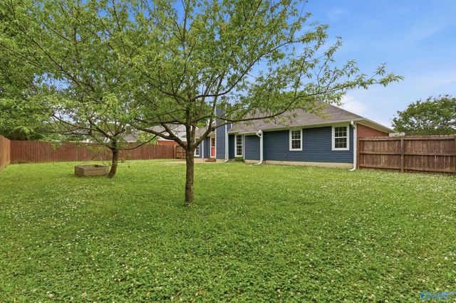 2305 Winthrop Drive SW, Decatur, AL 35603