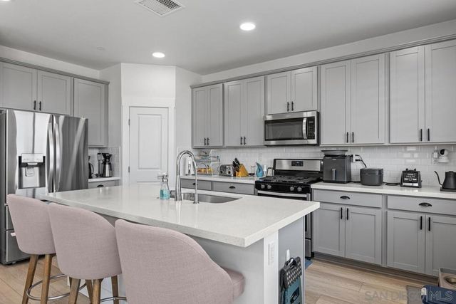 1531 Wildgrove, Vista, CA 92081
