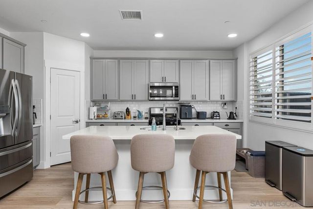1531 Wildgrove, Vista, CA 92081