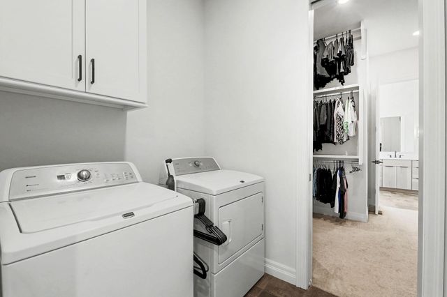 11407 E Fairfax St, Wichita, KS 67226