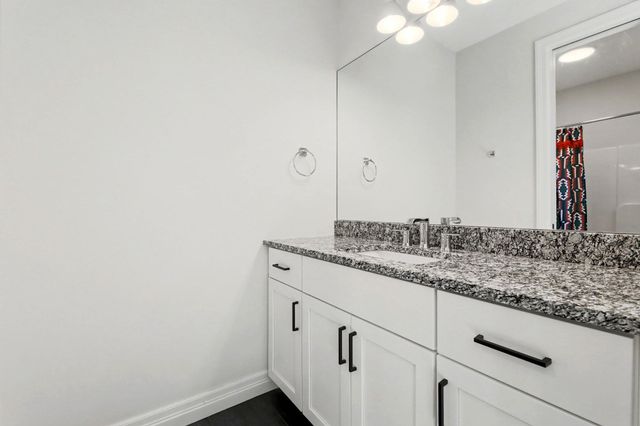 11407 E Fairfax St, Wichita, KS 67226