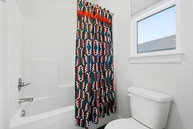 11407 E Fairfax St, Wichita, KS 67226