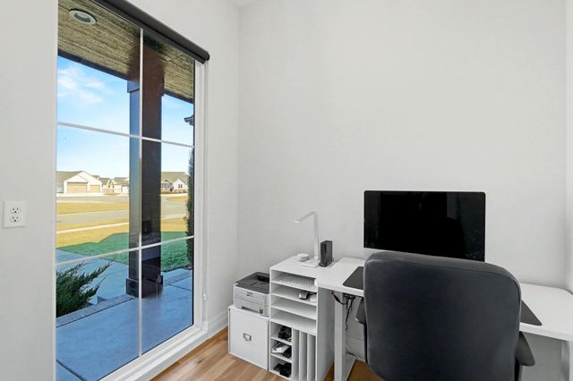 11407 E Fairfax St, Wichita, KS 67226