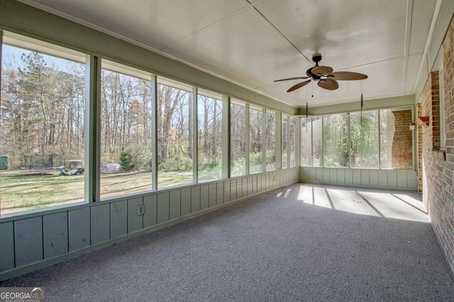 185 Redwood Circle, Fayetteville, GA 30214