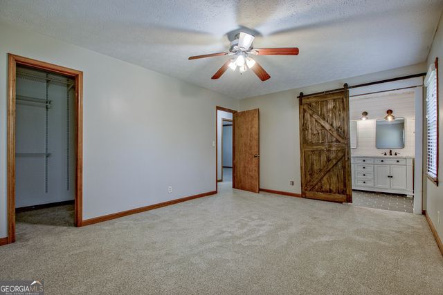 185 Redwood Circle, Fayetteville, GA 30214