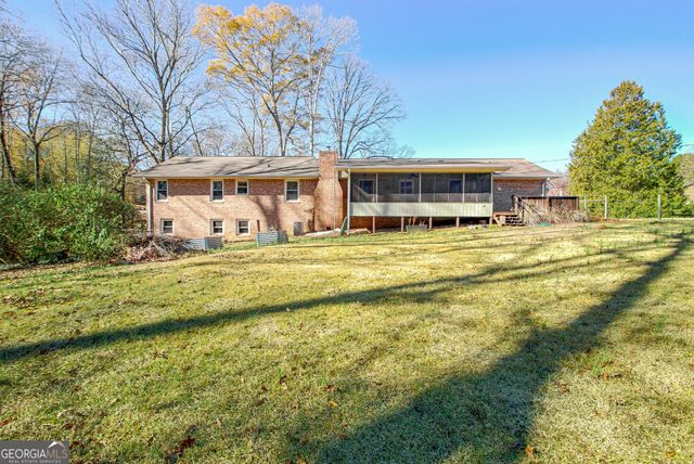 185 Redwood Circle, Fayetteville, GA 30214
