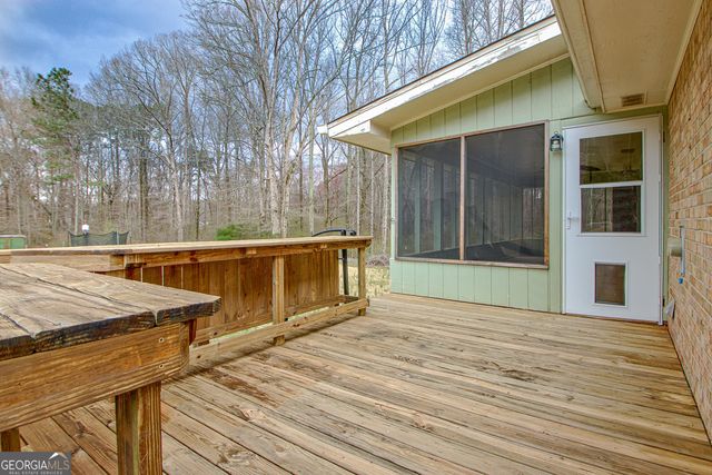 185 Redwood Circle, Fayetteville, GA 30214