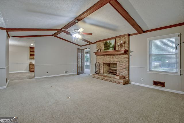 185 Redwood Circle, Fayetteville, GA 30214