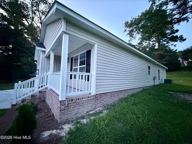 6735 Hill Street, Grifton, NC 28530