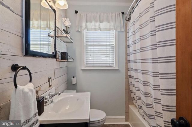 526 NEWFIELD RD, Glen Burnie, MD 21061