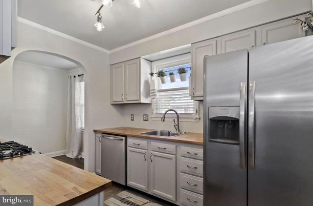 526 NEWFIELD RD, Glen Burnie, MD 21061