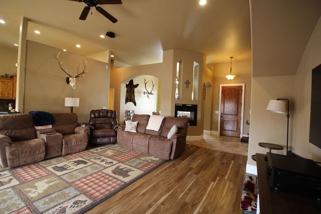 2917 Brook View Lane, Grand Junction, CO 81503