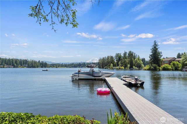 22545 SE 298th Street, Black Diamond, WA 98010