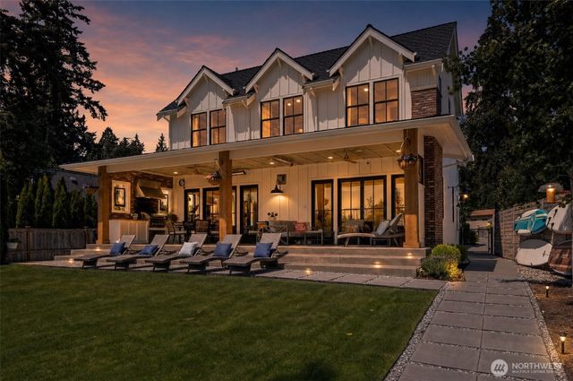 22545 SE 298th Street, Black Diamond, WA 98010