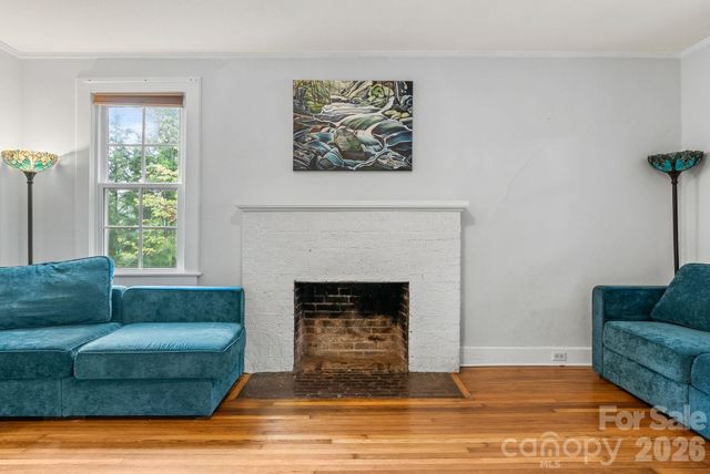 1 Ridgefield Place, Asheville, NC 28803