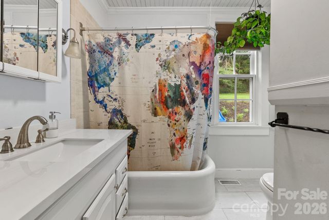 1 Ridgefield Place, Asheville, NC 28803