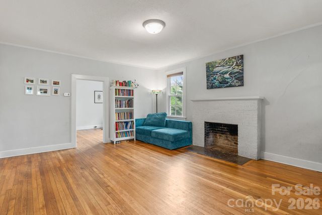 1 Ridgefield Place, Asheville, NC 28803