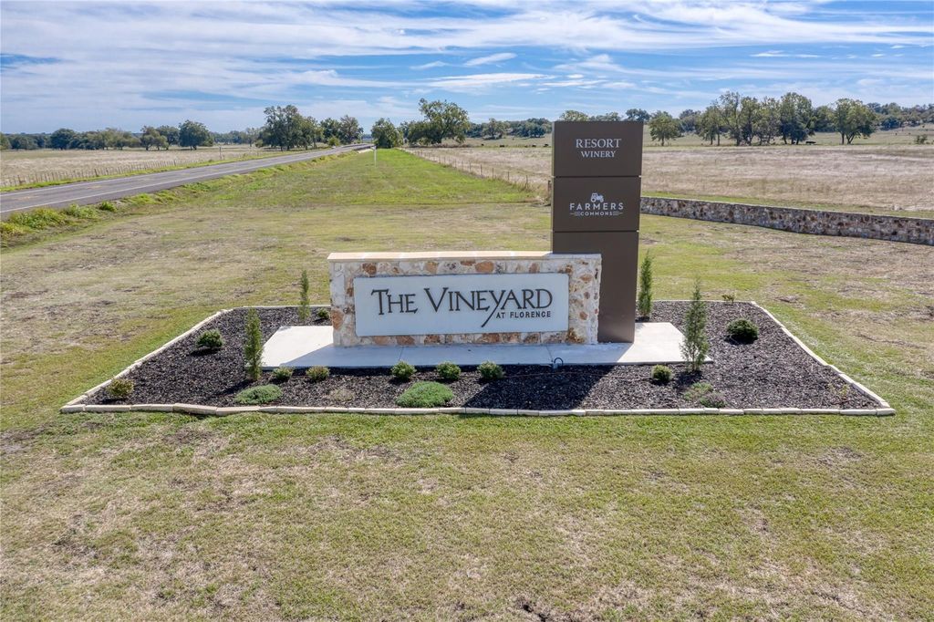 622 Strada Luca, Florence, TX 76527