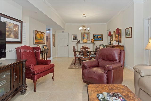 8395 SW 73rd Ave 522, Miami, FL 33143
