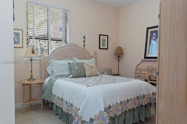 8395 SW 73rd Ave 522, Miami, FL 33143