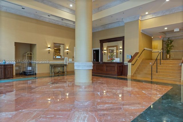 8395 SW 73rd Ave 522, Miami, FL 33143