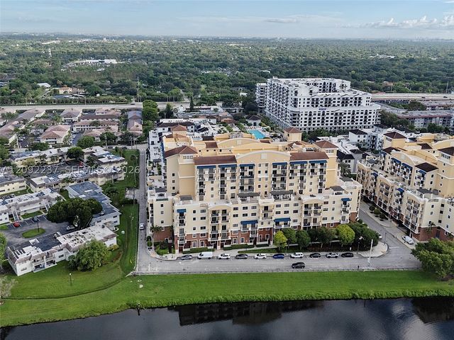 8395 SW 73rd Ave 522, Miami, FL 33143
