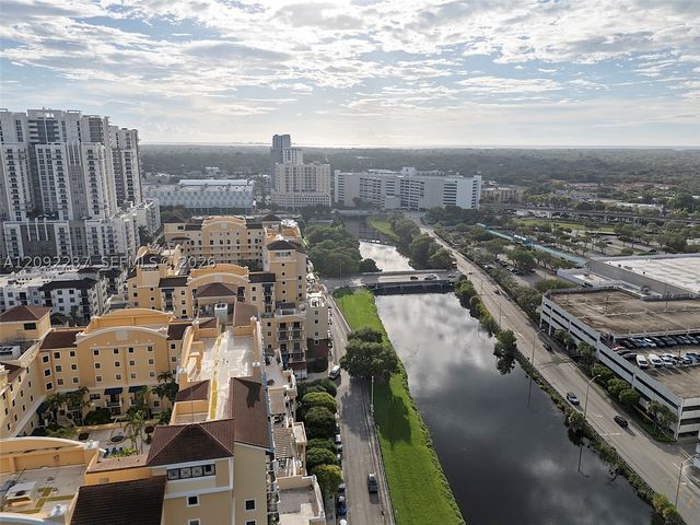 8395 SW 73rd Ave 522, Miami, FL 33143