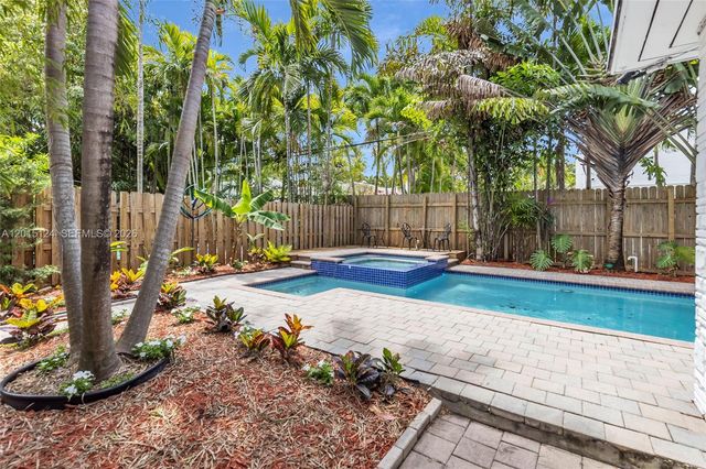 634 NE 72nd Ter, Miami, FL 33138