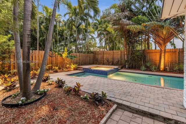 634 NE 72nd Ter, Miami, FL 33138