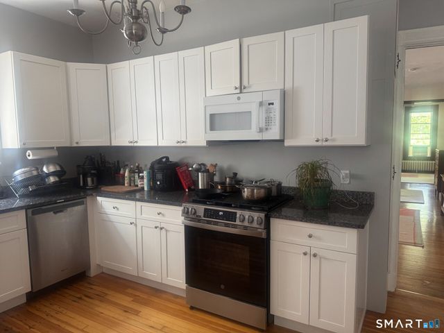 801 Orange Street 2, New Haven, CT 06511