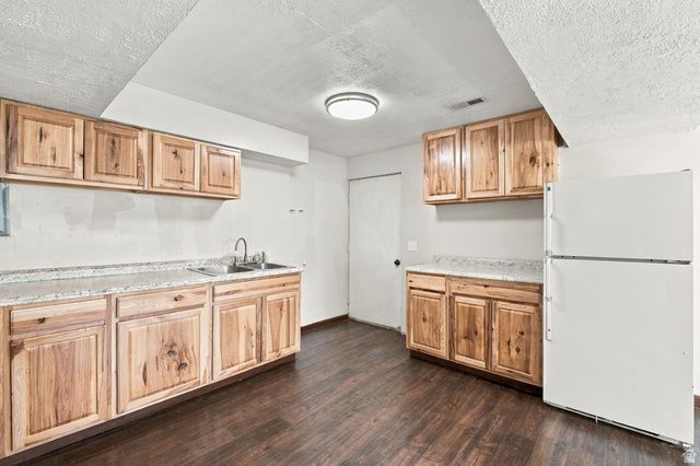 3542 S TOOLSON DR, Magna, UT 84044