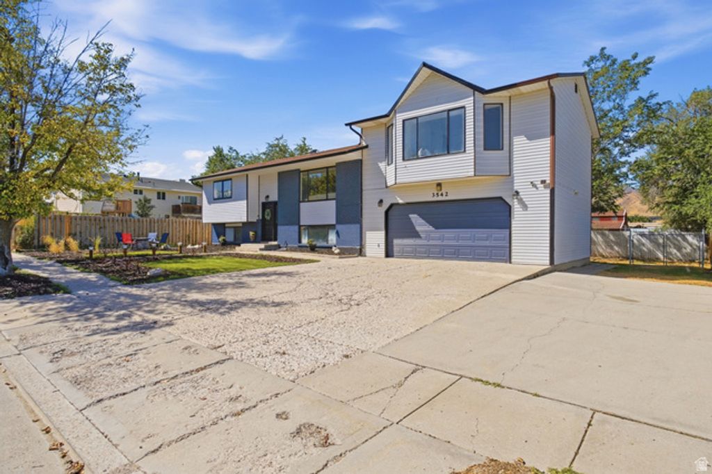 3542 S TOOLSON DR, Magna, UT 84044 — photo 2