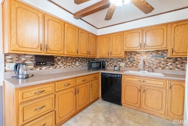 6124 Vance Avenue, Fort Wayne, IN 46815