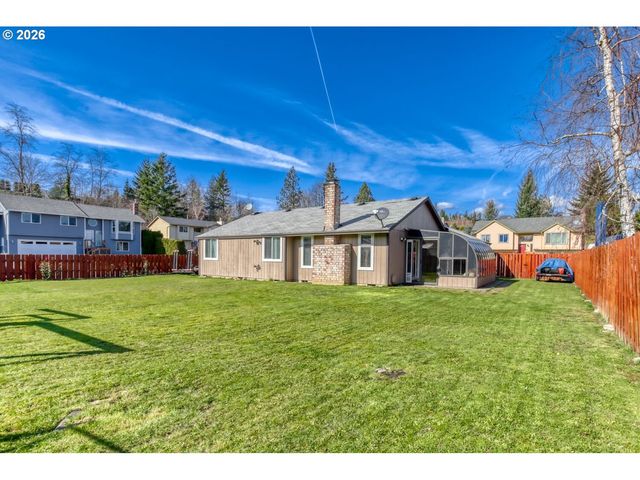 230 Sw 22ND St, Troutdale, OR 97060