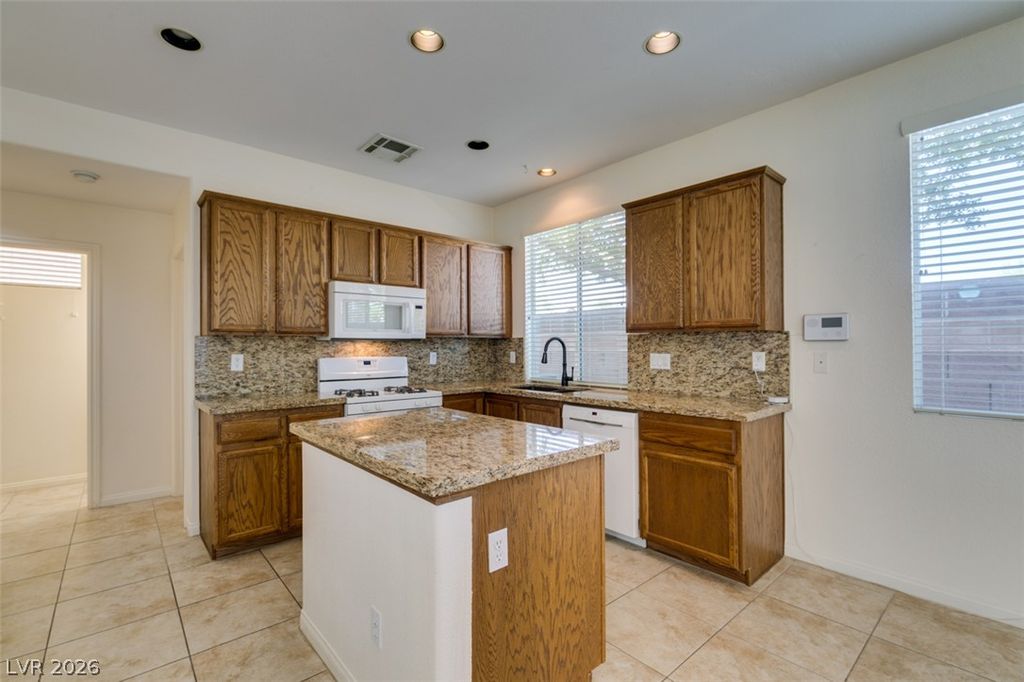7921 Home Light Street, Las Vegas, NV 89139 — photo 4