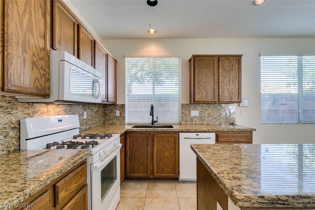 7921 Home Light Street, Las Vegas, NV 89139 — photo 5