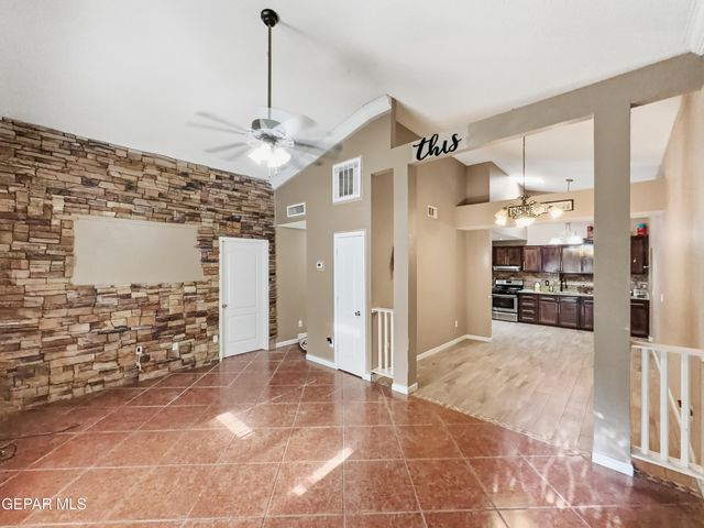 416 TIERRA LINDA Drive, Horizon City, TX 79928