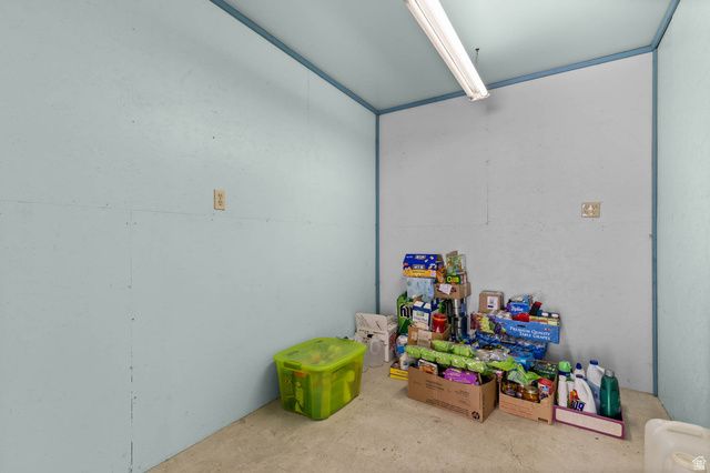 4317 S BENNION RD, Taylorsville, UT 84129