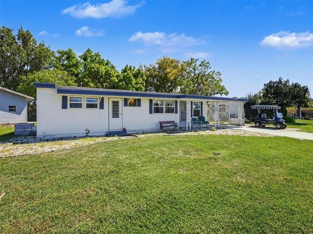 1124 FOREST LANE, Tavares, FL 32778