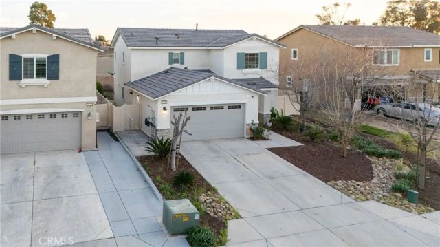 1180 Vista Montana, San Jacinto, CA 92582