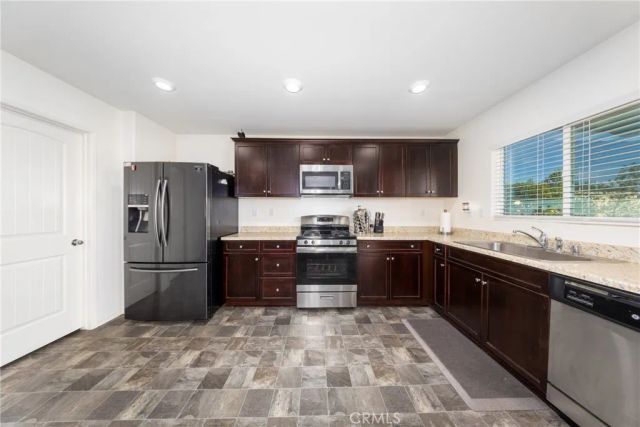 1180 Vista Montana, San Jacinto, CA 92582