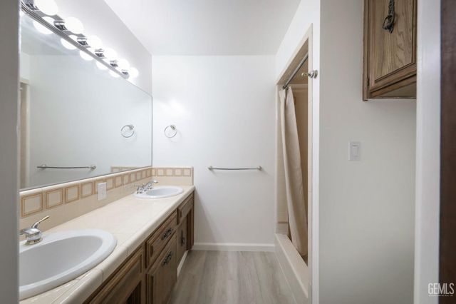 4200 Boise Street 3B, Bakersfield, CA 93306