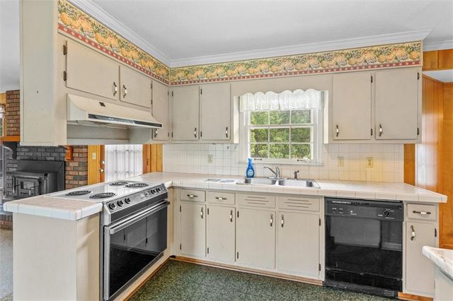 3662 Spivey Drive, Douglasville, GA 30134