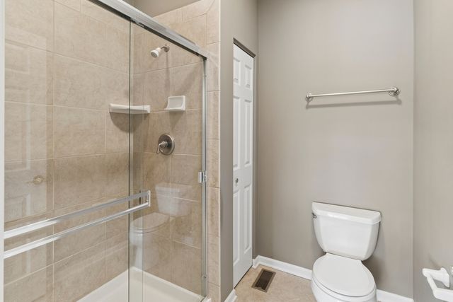 1181 Westlake Drive, Cary, IL 60013