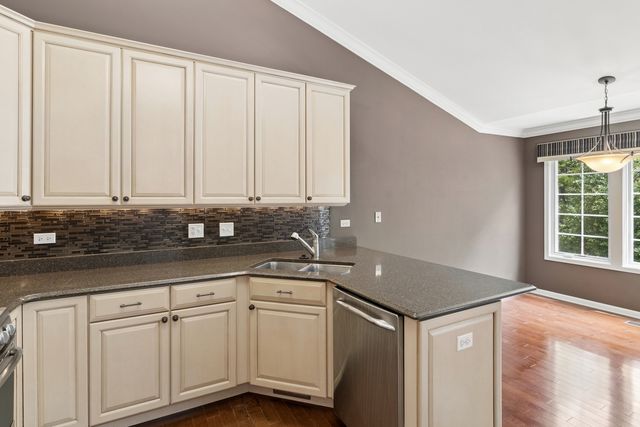 1181 Westlake Drive, Cary, IL 60013