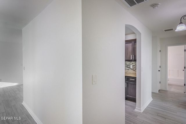 810 VILLAS DEL SOL Road, Socorro, TX 79927